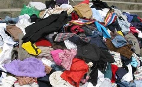 旧衣服怎么回收可以卖到哪里（旧衣服回收怎么找销路）_玉环网