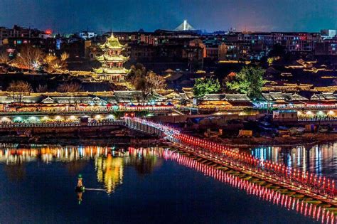 中国十大古镇 中国最值得一去的旅游胜地_排行榜123网