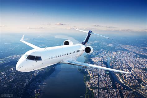 在美国买一架私人飞机大概要花费多少？