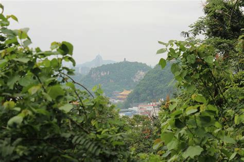 2023立鱼峰风景区游玩攻略,立鱼峰，柳州人惯称其为鱼峰...【去哪儿攻略】