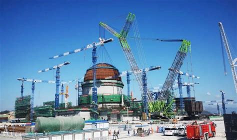 “华龙一号”批量化首堆漳州核电1号机组外穹顶吊装成功