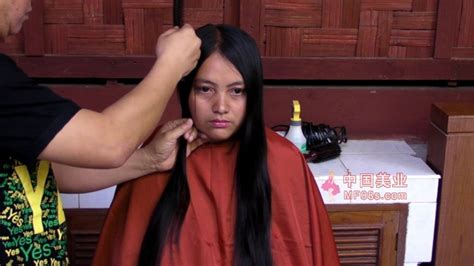帮泰国女人剪头发(4) 国外_中国长发
