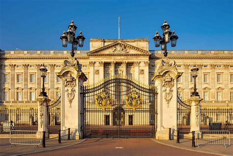 在伦敦，英国白金汉宫高清摄影大图-千库网