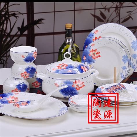 毛瓷·30头餐具 - 醴陵东方红陶瓷有限公司 原醴陵国光瓷业重点品牌“东方红”