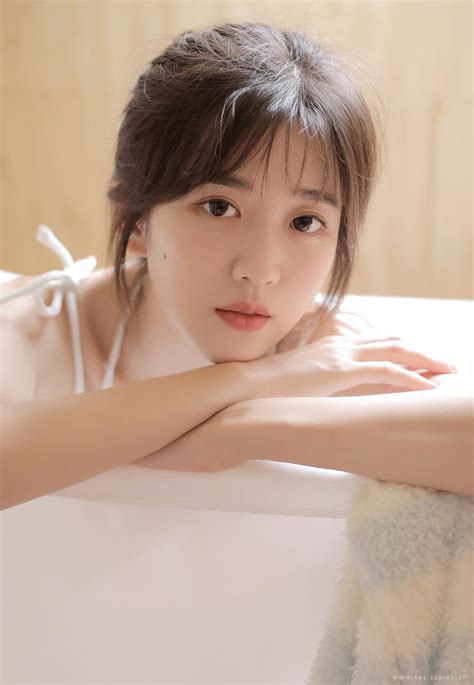 温柔小姐姐唯美写真图片