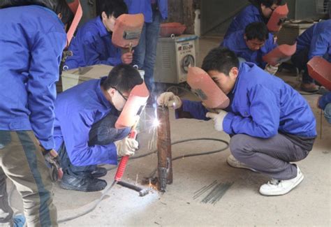 广州好的电焊培训班-广州电焊工培训学校-自由培训网