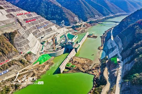 陕西汉中：引汉济渭工程黄金峡水利枢纽二期成功截流--图片频道--人民网
