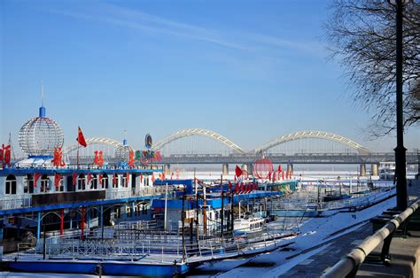 哈尔滨只有冬天, 没有春夏秋? NO, 带你玩转哈尔滨的四季(上篇)|哈尔滨|四季|松花江_新浪新闻
