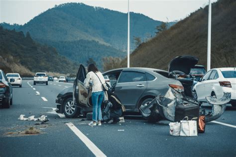 (贵州六座车交通事故死亡)贵州交通事故六人死亡_法律律师咨询