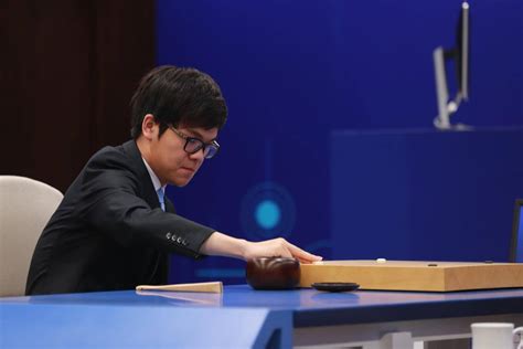 毫无悬念,今天柯洁输了,但更震惊的还是AlphaGo公开的“超能力”与“新任务”-36氪