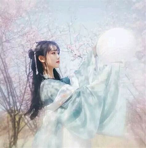 古风夏装女生头像真人版