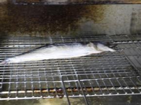 盐烤鲭鱼的家常做法_盐烤鲭鱼的做法-味游美食网