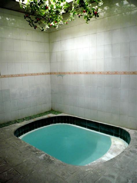 安迪卫浴供应按摩浴池 户外大池7~10人冲浪独立式大浴缸spa pool-阿里巴巴