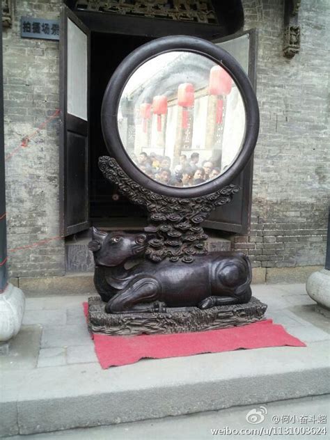 【明代（1368-1644年） 铜犀牛望月镜架 铜镜 （二件一组）】拍卖品_图片_价格_鉴赏_铜器_雅昌艺术品拍卖网