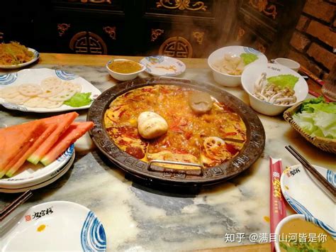广东最好吃的火锅, 汤底直接用矿泉水, 不添加任何调味料