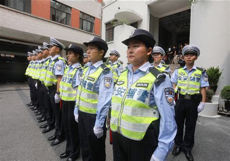 上海公安首批3605名勤务辅警今上岗，均大专以上学历，着“公安辅警”制服协助执法(组图)-特种装备网