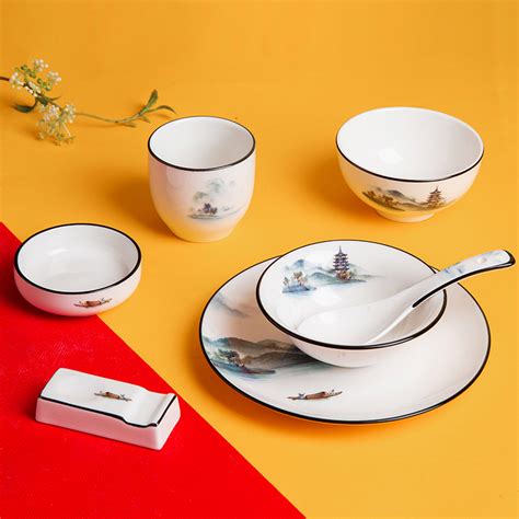 酒店摆台白色 碗碟杯勺陶瓷餐具火锅餐具批发可定制LOGO加花纹-阿里巴巴