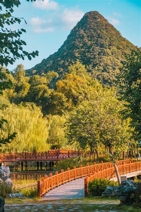 公园中午广西省柳州市都乐岩风景区风光景区在拍摄摄影图配图高清摄影大图-千库网