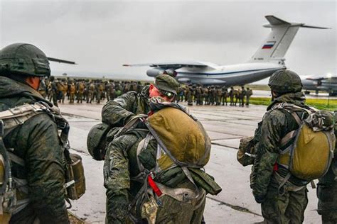 伞兵和海军陆战队打头阵血拼，乌克兰战场上的俄空降部队有多强？|海军陆战队|乌克兰|俄罗斯_新浪新闻