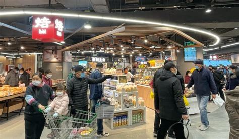 生态城首个大型连锁超市开业