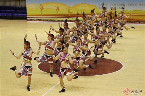 第十届全国少数民族传统体育运动会隆重开幕【9】--图片频道--人民网