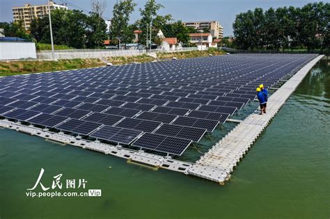 广东省最大的水上光伏项目，了解一下！_施工