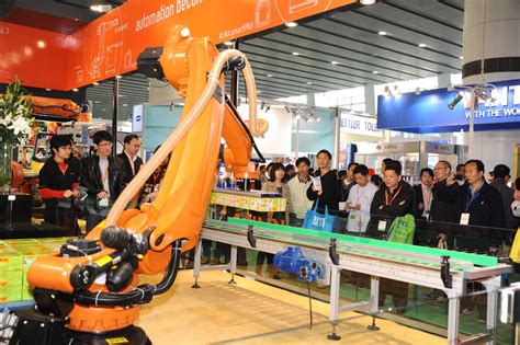广州 工业机器人运用与维修专业高中起点高技大专招生，工业机器人运用与维修专业报名