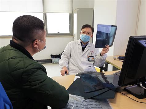 6月以来上海六院急诊骨科创新高，老年髋部骨折绿色通道保障“48小时快救治”
