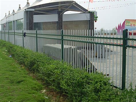 锌钢围墙护栏 工厂学校别墅围墙热镀锌栅栏 公园小区隔离防护网