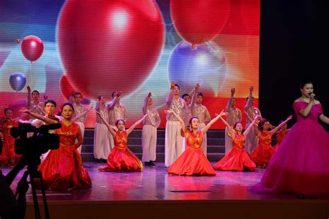 “友谊地久天长”俄罗斯红军歌舞团西安古都剧院首演大型歌舞晚会