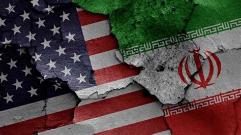 美国必须用命还债，伊朗打响核武专家遇刺反击，重要间谍被判死刑_凤凰网