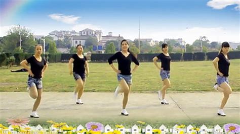 《腾讯奥运广场舞》参赛作品：五星红旗迎风飘（贵州开心舞蹈队选送）_高清1080P在线观看平台_腾讯视频