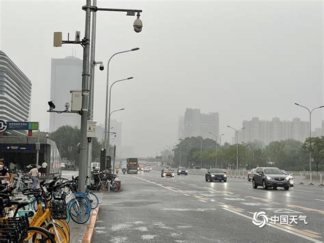 雷电+降雨+大风+冰雹！北京发布雷电黄色预警_手机新浪网