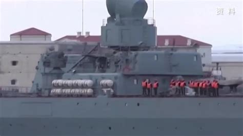 俄媒：俄罗斯“莫斯科”号导弹巡洋舰起火 受损严重_凤凰网
