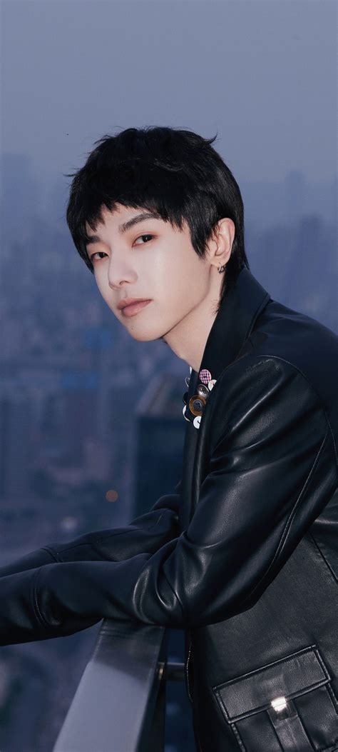 华晨宇(壁纸)图片