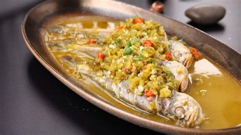 【雪菜黄鱼-宁波十大名菜之一的做法步骤图】长康美食_下厨房