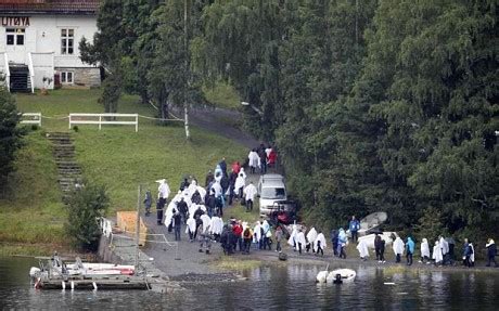 挪威于特岛枪击案后首开放 遇难家属幸存者登岛-搜狐新闻