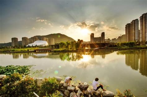 【温州新闻联播】温州瓯江口：持续优化营商环境 打造产业发展新高地