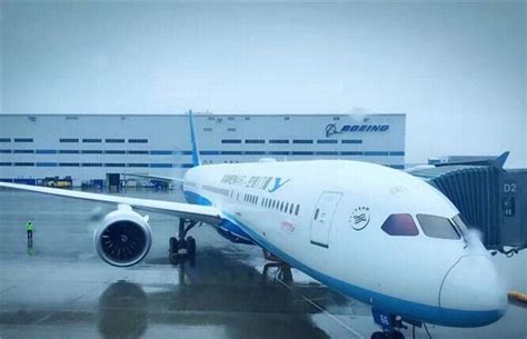 东航首架787-9“落沪”上航-新闻-上海证券报·中国证券网
