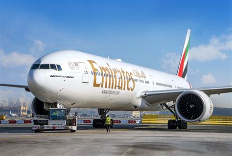 阿联酋航空在迪拜航展宣布160亿美元订购50架A350 _航空工业_行业_航空圈