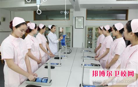2023年重庆女生读护理学校可不可以_邦博尔卫校网