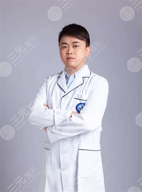 何祥龙+新锐派“瞳”话医生 8年专注眼部整形美容_上海美莱整形医院