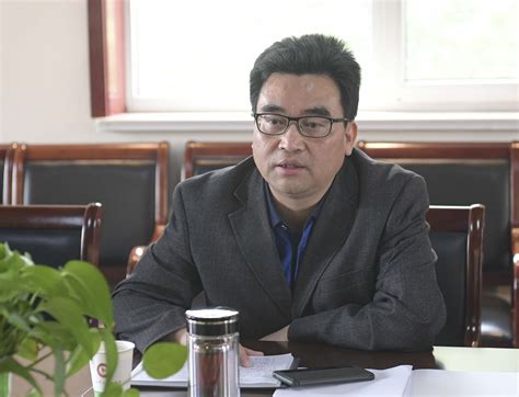 临汾市副市长陈忠辉到我校实验中、小学调研-校长办公室