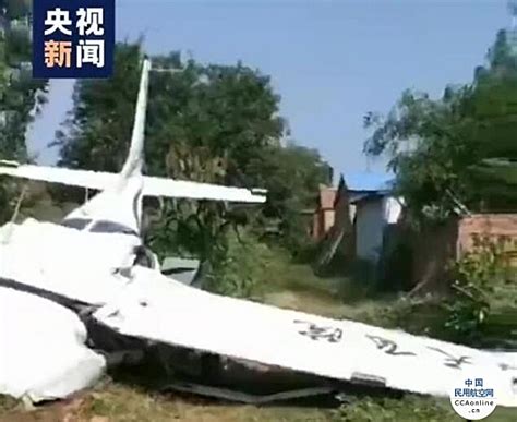 实拍：陕西千阳县坠落一小型飞机 机上两人死亡_新浪新闻