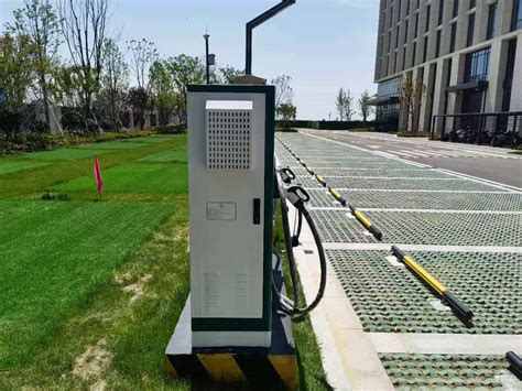 北京：新能源汽车充电出台新规划，“十四五”时期末核心区0.9公里内能找到充电桩 - 能源界