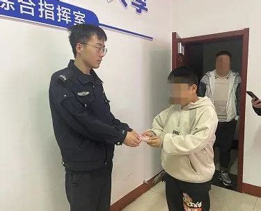 青藏线上的警察“父子档”_澎湃号·政务_澎湃新闻-The Paper