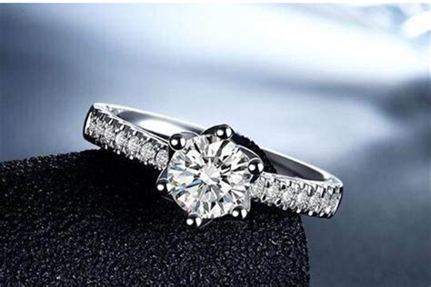 怎么判断钻石真假 四个方法教你辨别钻石真假 - 中国婚博会官网
