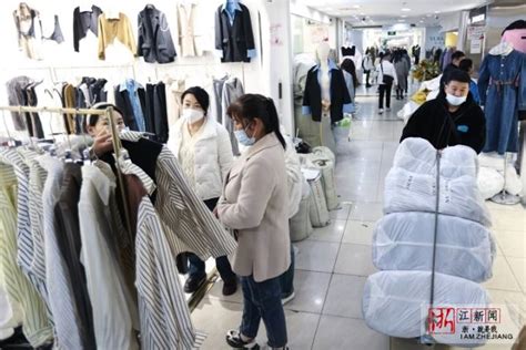 春装上新 杭州四季青服装市场“回暖”-杭州影像-杭州网