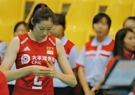决胜局韩国14-12拿金牌点提前庆祝 中国女排连得4分上演惊天逆转-直播吧zhibo8.cc