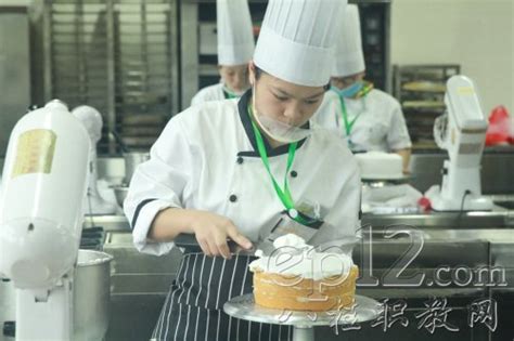 2017年广西职业院校技能大赛中职组烹饪赛项在桂林市旅职中专成功举办_广西八桂职教网--有职教的地方就有我们!